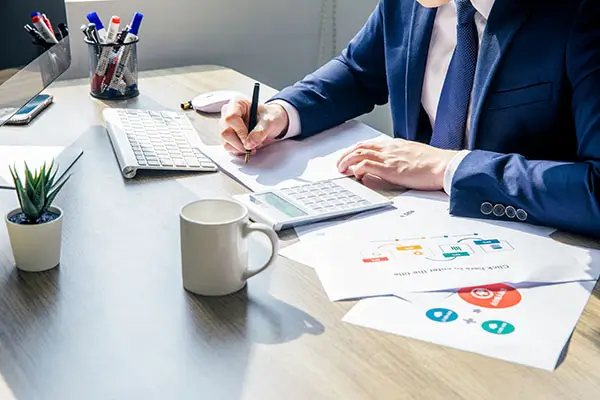 上海大学钱伟简介照片